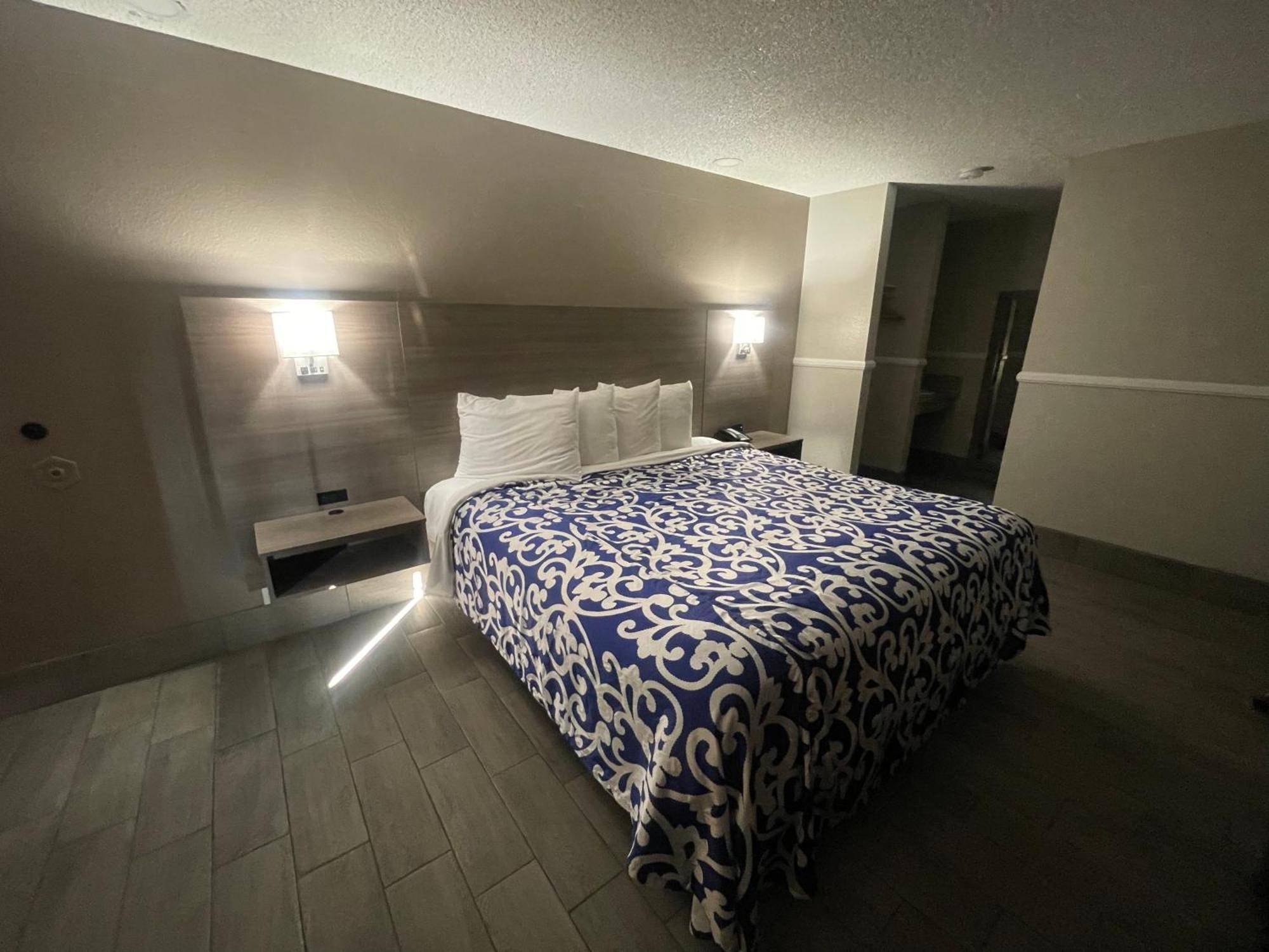 Simplestay Suites - Downtown Сан-Бернардино Экстерьер фото